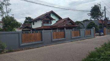 Gambar 1 Rumah cantik 2 lantai