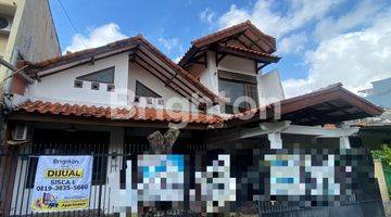 Gambar 1 RUMAH 2 Lantai Lokasi Strategis Pusat Kota Surabaya