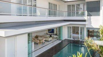 Gambar 1 Rumah 2 Lantai Bagus Furnished di Seminyak, Badung Bali