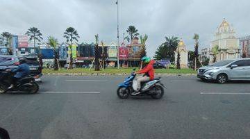 Gambar 1 Dijual Ruko Hadap Jalan Raya Boulevard Di Gading Serpong