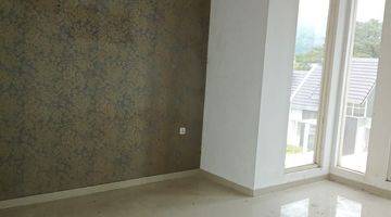 Gambar 5 Rumah Modern 2 Lt Depan Hotel Best Lawang Kota Malang