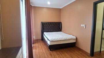 Gambar 3 Rumah 2 Lantai Furnished di Cluster Baroni Gading Serpong