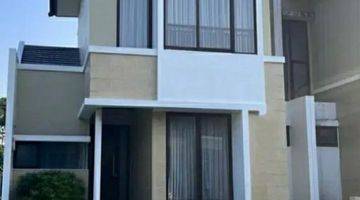 tampak depan rumah cluster di eminent bsd