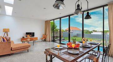 Gambar 5 BLUE DREAM 2 BEDROOM VILLA IN CANGGU CLOSED LIVING AND KITCHEN WITH 2 AC 