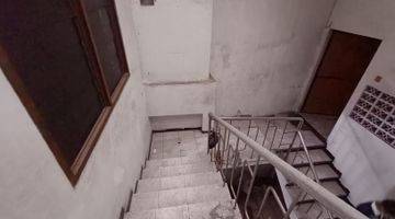foto lainnya rumah strategis pusat kota surabaya