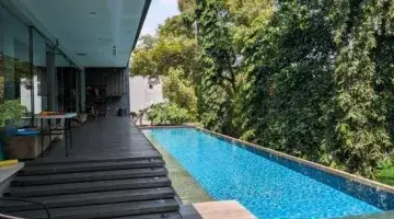 Gambar 3 Rumah Besar Dan Super Mewah di Pantai Indah Kapuk Jakarta Utara