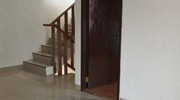 Gambar 2 Green Ville, Dijual Rumah Baru Renovasi, Dekat Kebon Jeruk, Kedoya, Tjg Duren