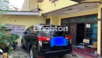 Gambar 2 Rumah 2lantai di tanjung duren. Kondisi bagus garasi 3 mobil. Row jalan 2 mobil