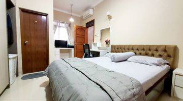 Gambar 3 Rumah 2 Lantai Bagus Furnished SHM di Kelapa Dua Wetan, Jakarta