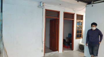 Gambar 4 Dijual Bu Rumah Baru  4 Lt. Jl D, Karang Anyar.jakpus .  