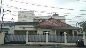 Gambar 1 Rumah Kolonial di Tengah Kota Sayap Sunda Veteran Sumatra