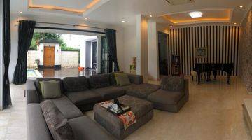 Gambar 2 Dijual Cepat Rumah Mewah Full Furnished Di De Park Bsd City