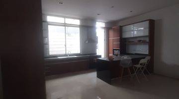 Gambar 5 Rumah Mewah Bagus Semi Furnished Di Residence 28 Jakarta Barat