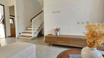 Gambar 3 Rumah Baru Berkonsep Bali Semi Furnished Di Kencana Loka Bsd