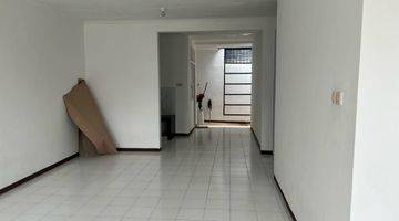 Gambar 3 Rumah Unfurnished Sudah Renov Rapi di Sektor 1c Gading Serpong