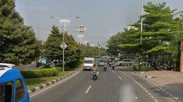 Gambar 4 Tanah Komersil Di Puri Indah Di Jalan Raya Utama