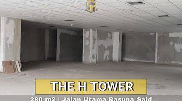 Gambar 1 Kantor di H Tower, Rasuna said, unit Baru, Ceiling sudah Rapi