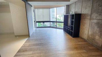 Gambar 4 Apartemen Taman Anggrek Semi Furnished, Renoved, lemari custom