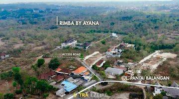 Gambar 2 Tanah dekat pantai kuta, berada di antara resort ternama di bali