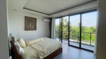 Gambar 4 Elegant 3 Bedroom Luxury Villa At Prime Seminyak Location.