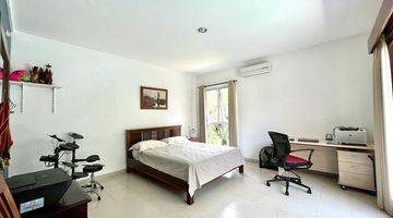 Gambar 5 Tropical Villa For Sale At Prime Area Of Padonan, Canggu