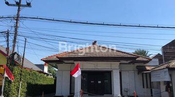 Gambar 1 Gedung + Lahan Siap Pakai Di Tengah Kota Gresik