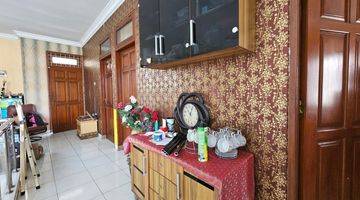 Gambar 4 Disewakan Rumah Taman Modern Jakarta Timur 