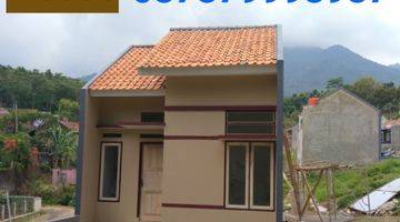 tampak depan 205jt! rumah ready stock hadap