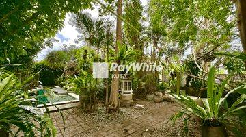 Gambar 5 Botanical Villa For Sale In Kerobokan