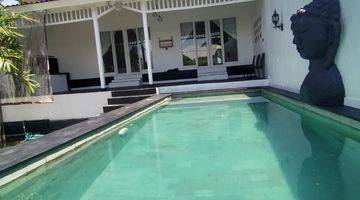 Gambar 2 Cozy Villa For Lease in Buduk area