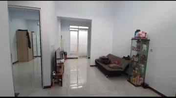 Gambar 1  Rumah Semi Furnished di Aryana karawaci tangerang, Legok