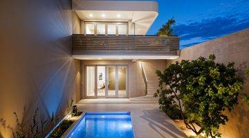 Gambar 1 di Code : Nf485

stunning 3 Bedroom Villa Located In Uluwatu, Bali
price : Usd 249,000 | 25-year Leasehold And A 10-year Extension Option

stunning 3-bedroom Villa Located In Ungasan Uluwatu Offers A Luxurious, Fully Furnished Space Ideal For Living Or In