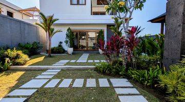 Gambar 1  Stunning Villa In Pecatu, Uluwatu Your Slice Of Paradise 