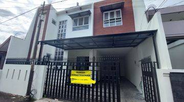 Gambar 1  Rumah Semi Furnished Bagus di Tebet Timur, Tebet