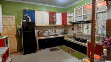 Gambar 5 Disewakan Rumah 2 Lantai Full Furnish Bagus