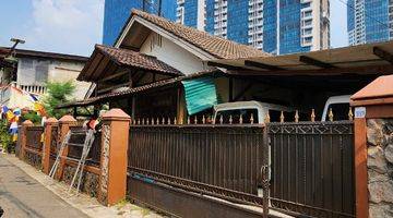 Gambar 1 Rumah Di Jl. Menteng Pulo Butuh Renovasi