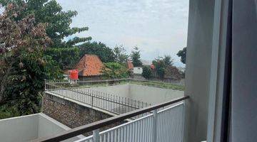 Gambar 5 Rumah 2 Lantai Semi Furnished SHM di Ngamprah, Bandung