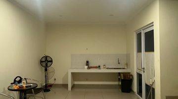 Gambar 2 Rumah Di Cluster Agnesi Gading Serpong Luas 72 M Lb 90 M Kt 3 Km 2 , Kosongan, Ac 1 