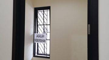 Gambar 2 Rumah 2 Lantai di Green Village Cipondoh Tangerang