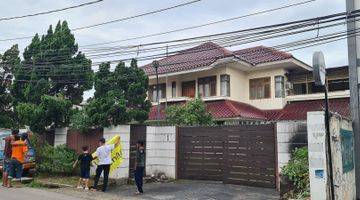 Gambar 4 Rumah  Cantik Besar Murah Di Jalan Tarumanegara Cireundeu Tangsel