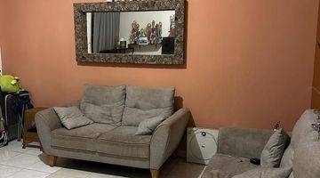 Gambar 4 Dijual Rumah Cantik Bagus Semi Furnished Di Neo Catalonia 