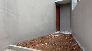 Gambar 3 Rumah hook 2 lantai carport luas legalitas 100% aman