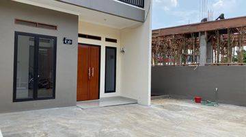 Gambar 2 Rumah hook 2 lantai carport luas legalitas 100% aman