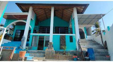 Gambar 1 Holiday House Dengan Pemandangan Laut 160