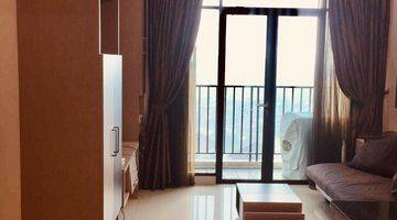 Gambar 4 APARTEMEN YANG DILEWATI MRT DI JAKSEL Apartemen Hampton Park 2 Kamar Tidur Bagus Furnished