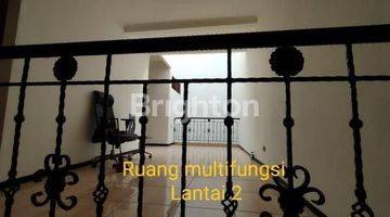 Gambar 4 Dijual Cepat Sektor 1E