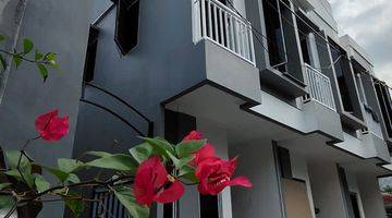 Gambar 3 Dijual Rumah Cantik 2  lantai dekat stasiun Rajawali Promo