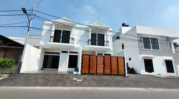 Gambar 1 Rumah Dijalan Cempaka Putih Barat, Jakarta Pusat