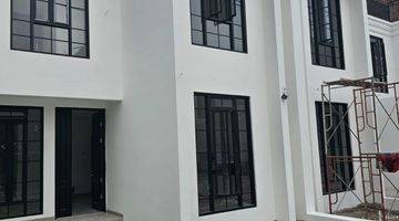 Gambar 1 Rumah 2 Lantai Baru Unfurnished di Rempoa, Tangerang Dekat Mrt