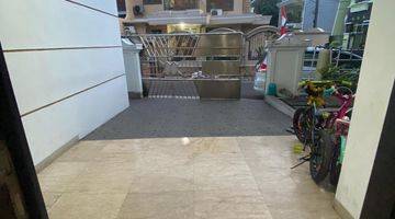 Gambar 5 Dijual Rumah Hoek Semi Furnished di Taman Pulogebang 